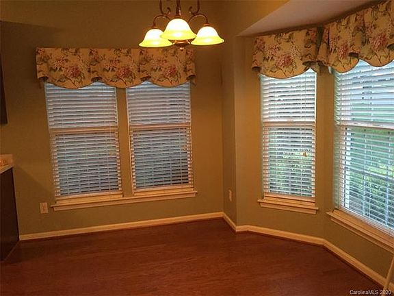 3rd image of 1841 Robinwood Village Dr #L-102