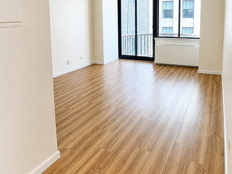 45 E 25th St #11D — Photo 4
