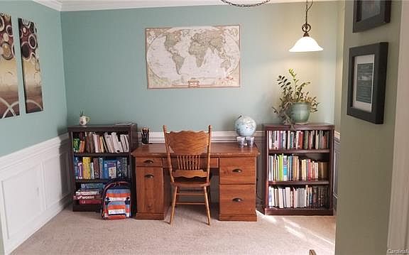 5th image of 2815 Longspur Dr