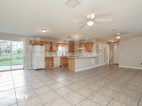 2nd image of 808 Lincoln Ave