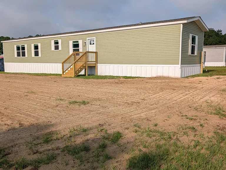 2321 Ashley Acres Dr — Photo 10