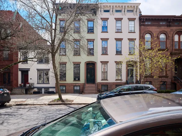 280 State St APT 3, Albany, NY 12210