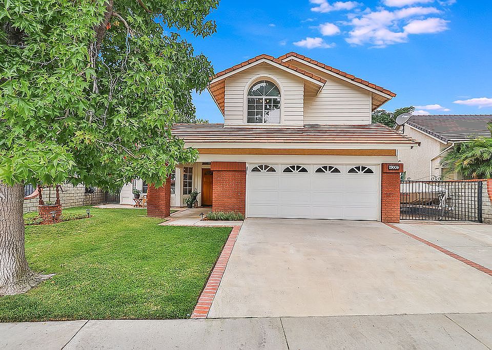 1st image of 29009 Gumtree Pl