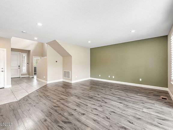 5th image of 245 Anselmo Dr
