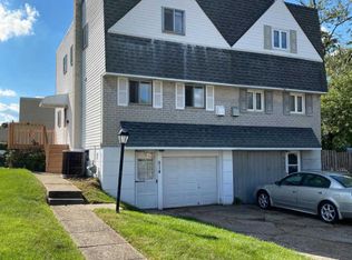 514 Natalie Ln, Norristown, PA