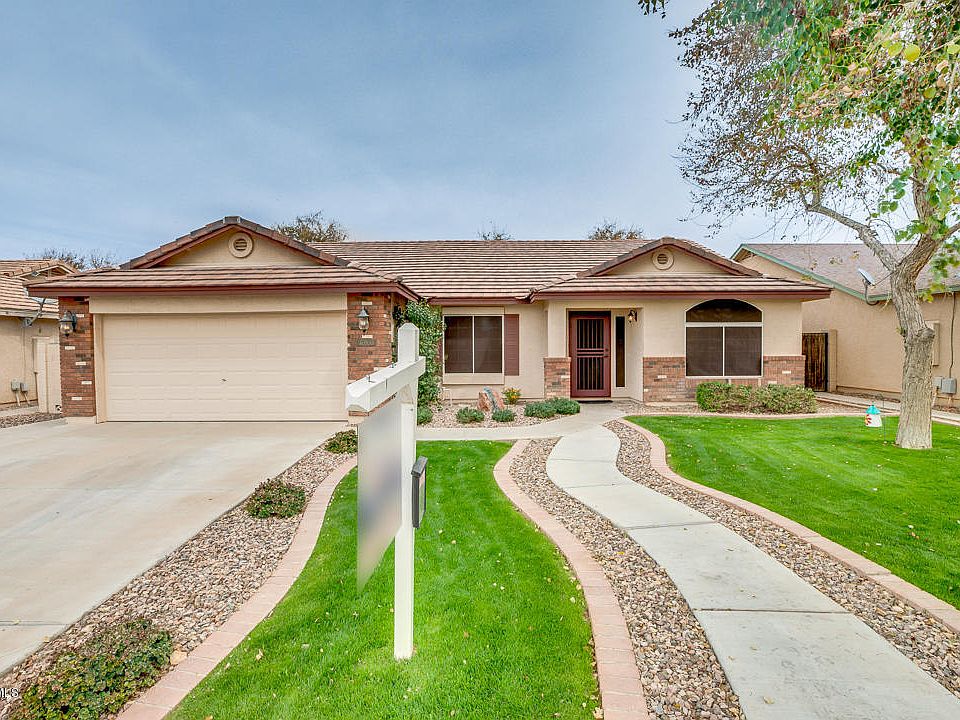 1st image of 40160 N Bexhill Way
