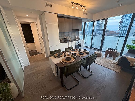 3rd image of 161 Roehampton Ave #1902