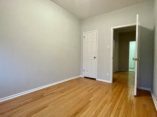 Rented by Amorelli Realty | media 4