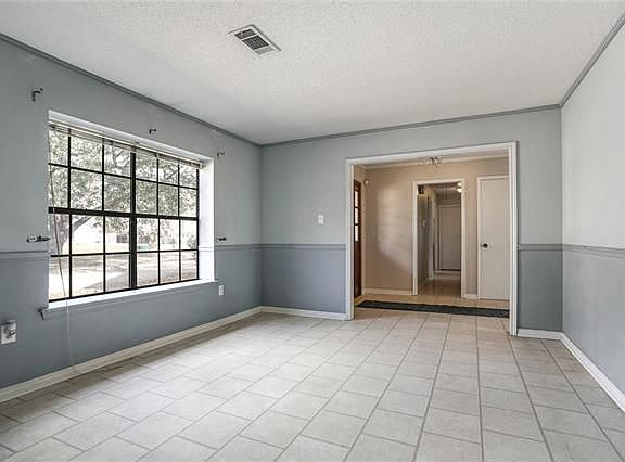 5th image of 519 Bradford Dr