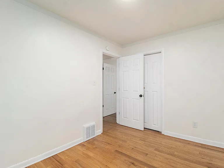 7281 Rockdale St — Photo 4