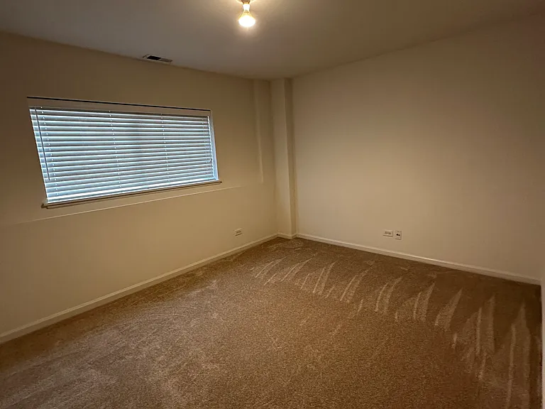815 Brodhead Dr — Photo 48