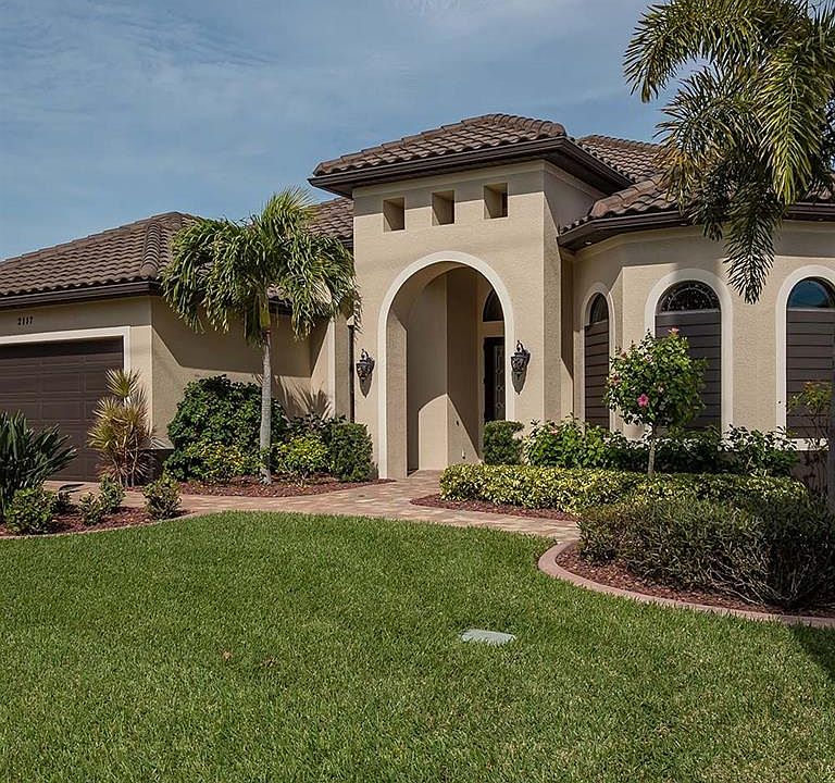 1st image of 2117 Cape Coral Pkwy W