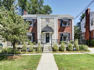 2307 Meadow Rd, Louisville, KY 40205