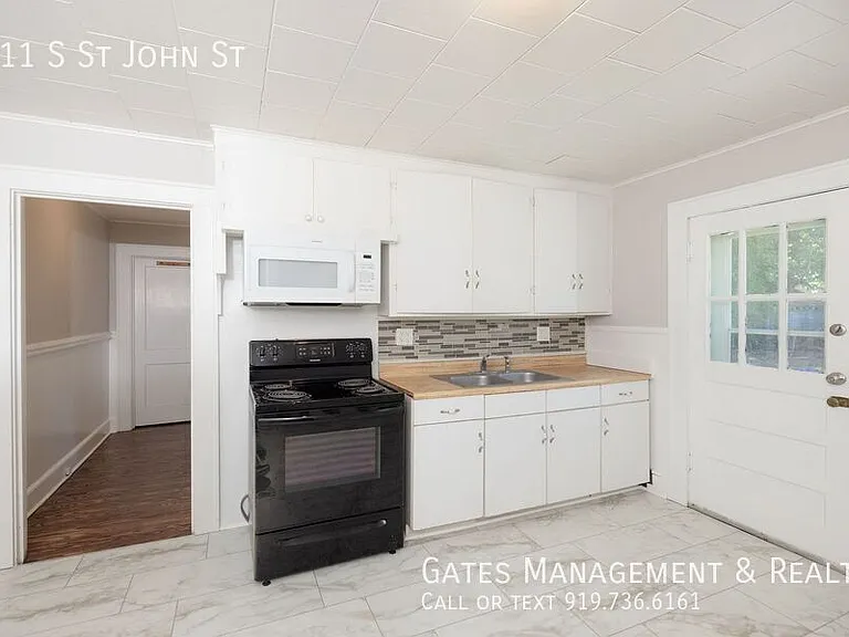 411 S Saint John St — Photo 8