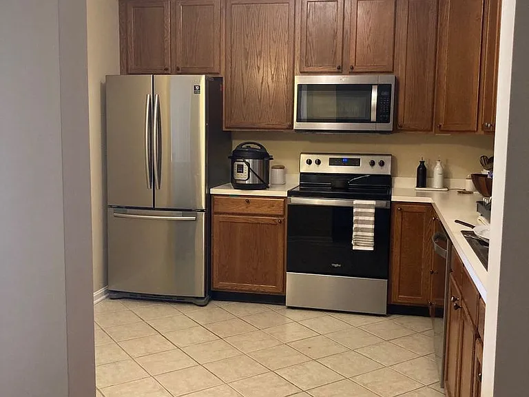 616 Springhouse Ln — Photo 8