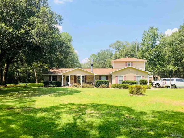 6242 Foxglove Rd, Milton, FL 32570