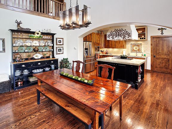 4th image of 202 Sawmill Cir