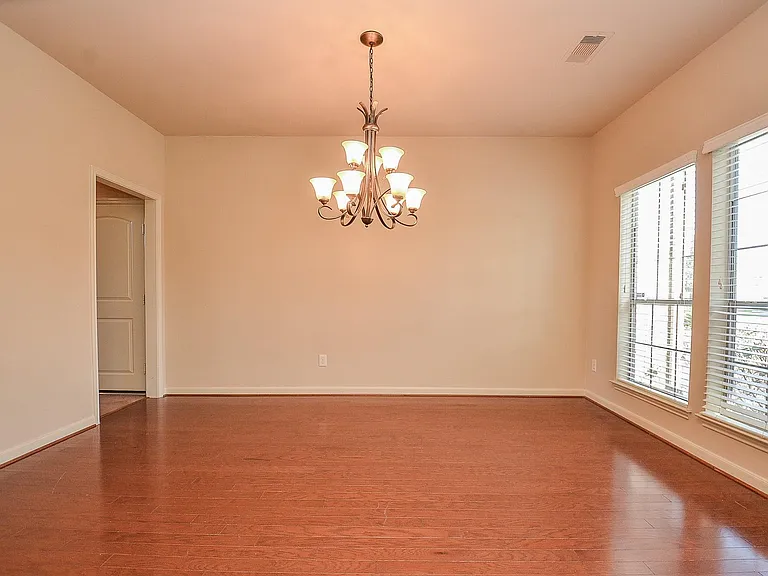 26111 Salt Creek Ln — Photo 7