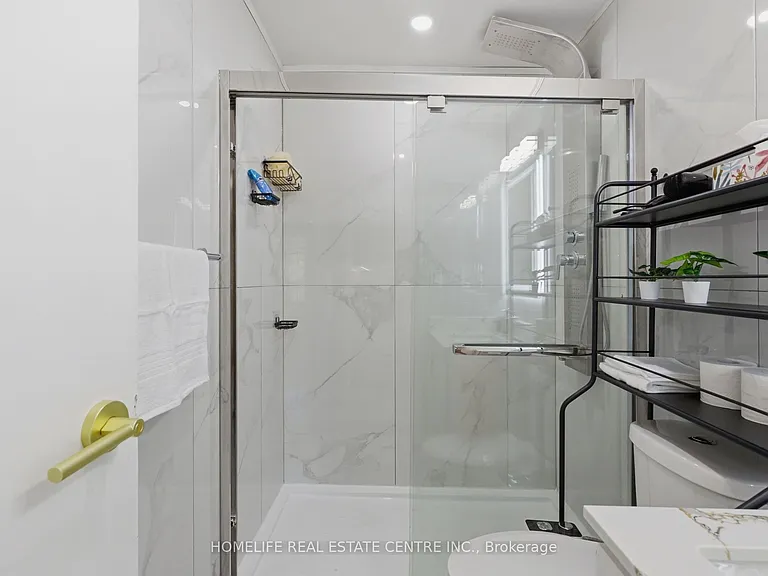 223 Jameson Ave #201 — Photo 7