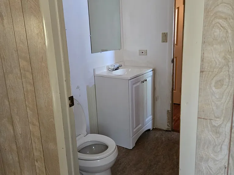 580 Anna Ave — Photo 11