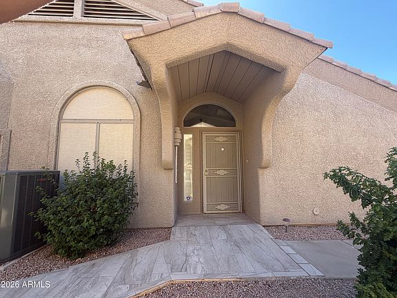 5th image of 4202 E BROADWAY Road #58