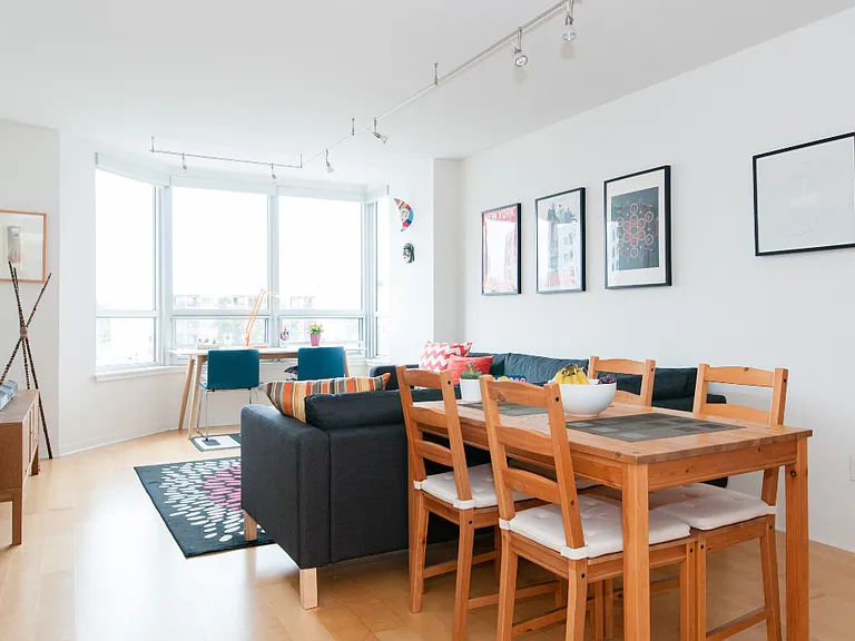 750 Van Ness Ave #905 — Photo 3