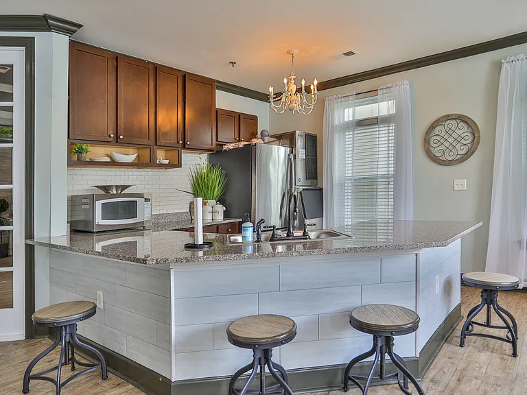 Channel Family Apartment Homes — Photo 9