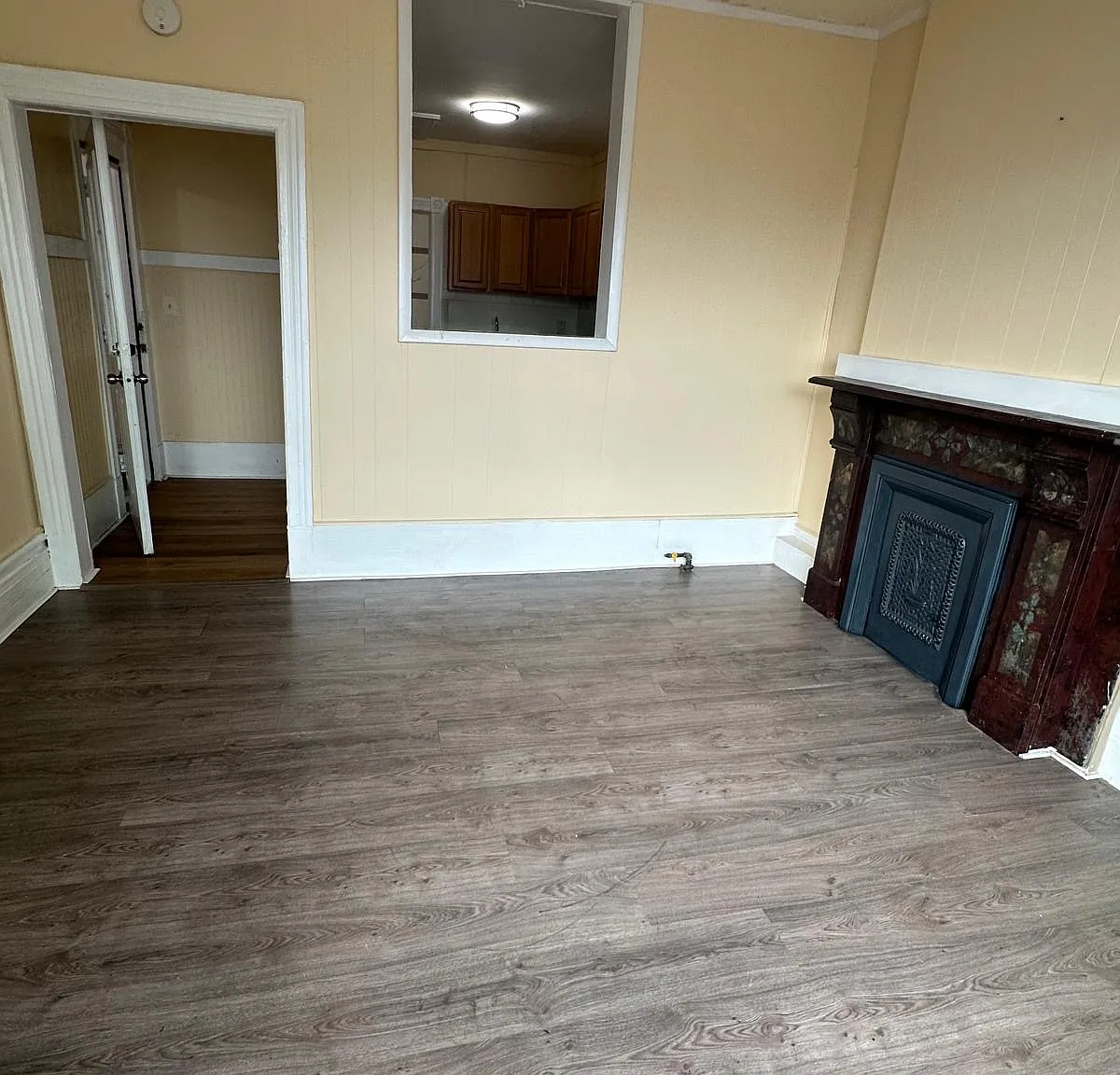 2 bed, 600 sqft, $1,300 — Photo 4