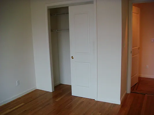 Rented by Avanguard Realty Corp | media 7