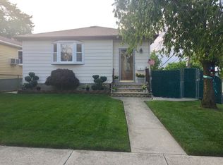 3 Macon Ave, Staten Island, NY 10312
