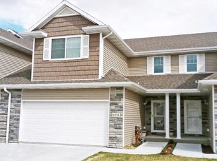 6104 Laroche Rd, Lincoln, NE 68526