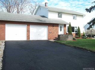 280 Beattie Ave, Lockport, NY 14094