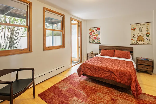 Rented by Compass | media 9