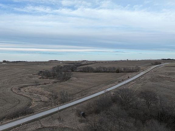 2nd image of 32100 Whippoorwill Rd