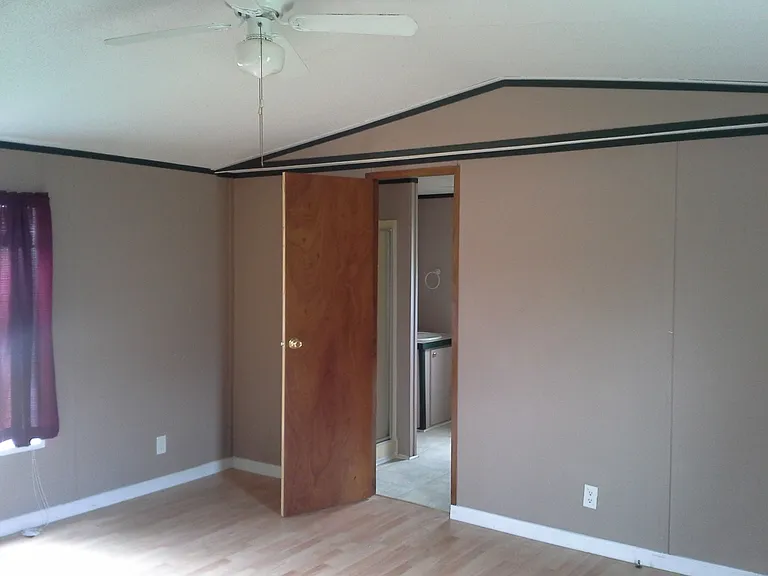 2614 Bailey Rd — Photo 3