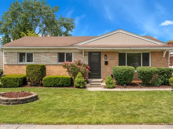 32532 Steinhauer St, Westland, MI 48186
