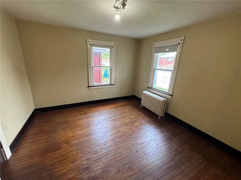 17 Sumner Ave — Photo 15