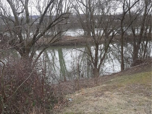 41 Dunbar Ave, Dunbar, WV 25064