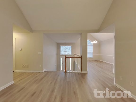 2nd image of 148 N Creek Trl
