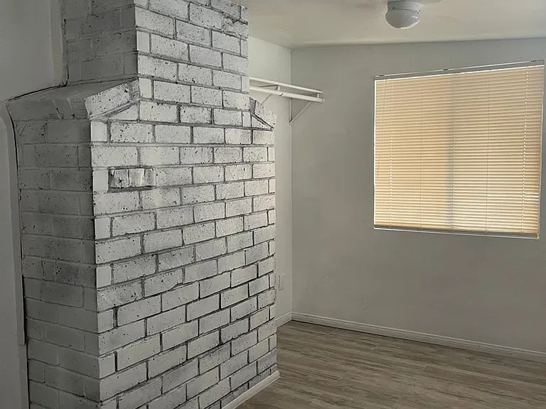 1395 N Pennsylvania Ave — Photo 6