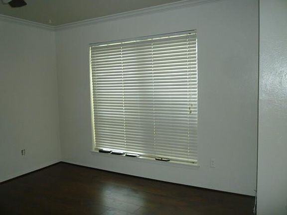 3rd image of 12125 Bishop Dr