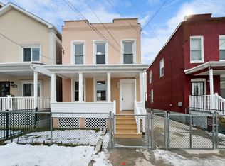 82 Warren St, Carteret, NJ 07008
