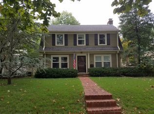 25 W 68th Ter, Kansas City, MO 64113