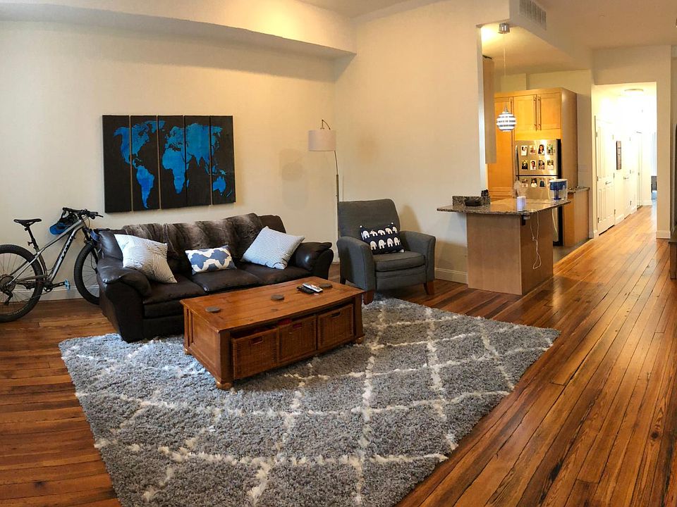 1st image of 1029 Saint Paul St #B1