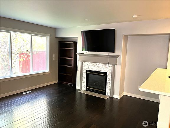 4th image of 22908 SE 240th Place