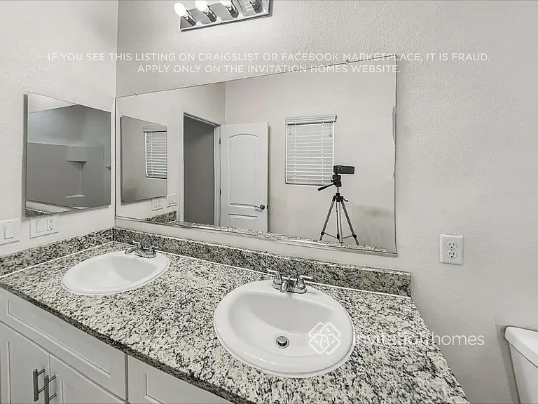 19363 W Morning Glory Dr — Photo 13