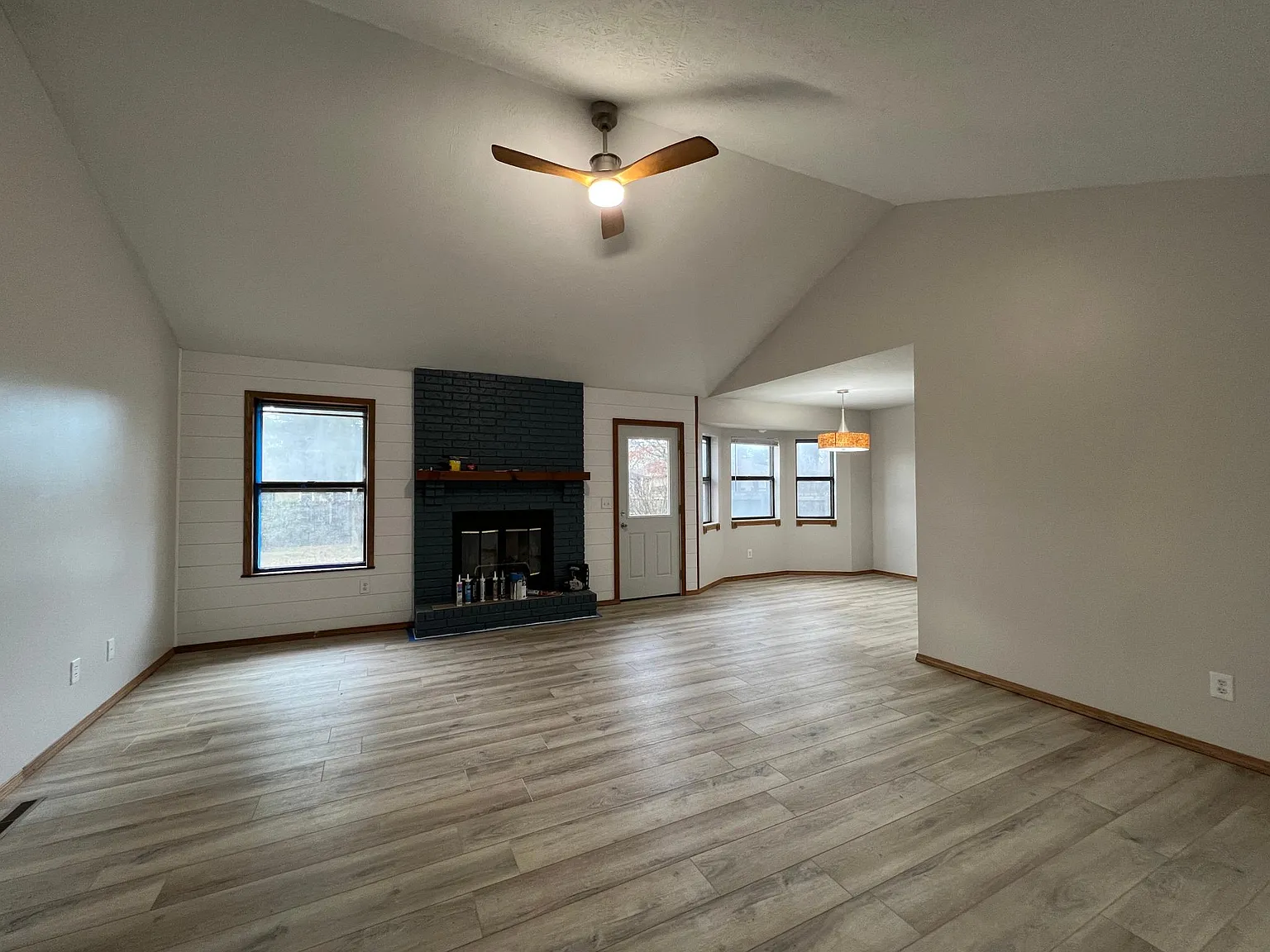 2235 S Nettleton Ave — Photo 2
