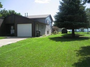 707 27th Ave SW, Willmar, MN 56201