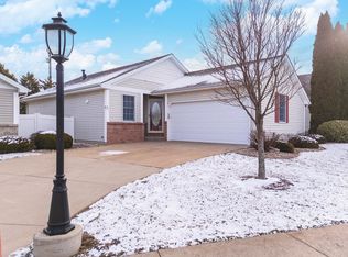 67 Astoria Way, Bloomington, IL 61704