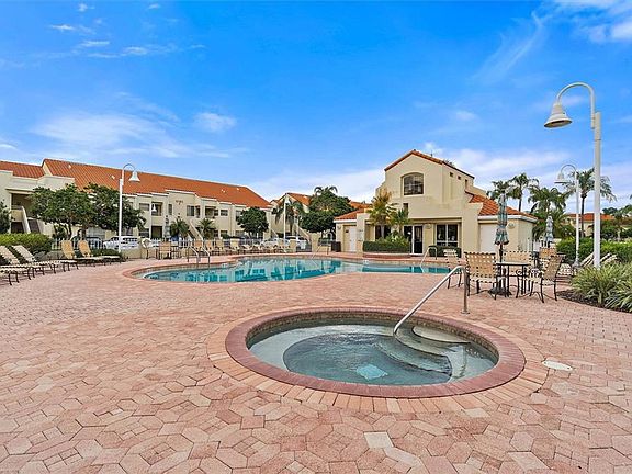 5th image of 6141 Bahia Del Mar Blvd Floor 1-ID1546330P